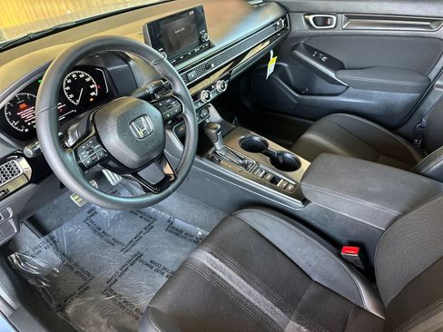 Used 2022 Honda Civic Sport image 11