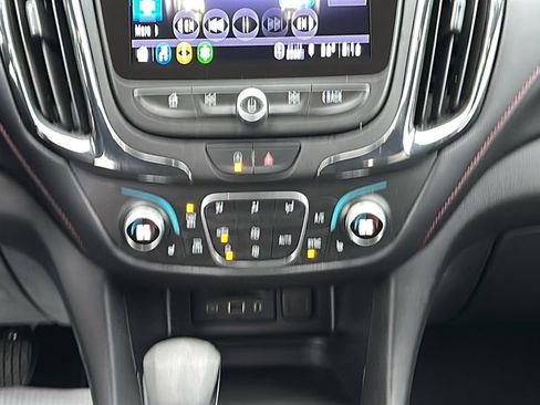 Used 2024 Chevrolet Equinox RS image 19