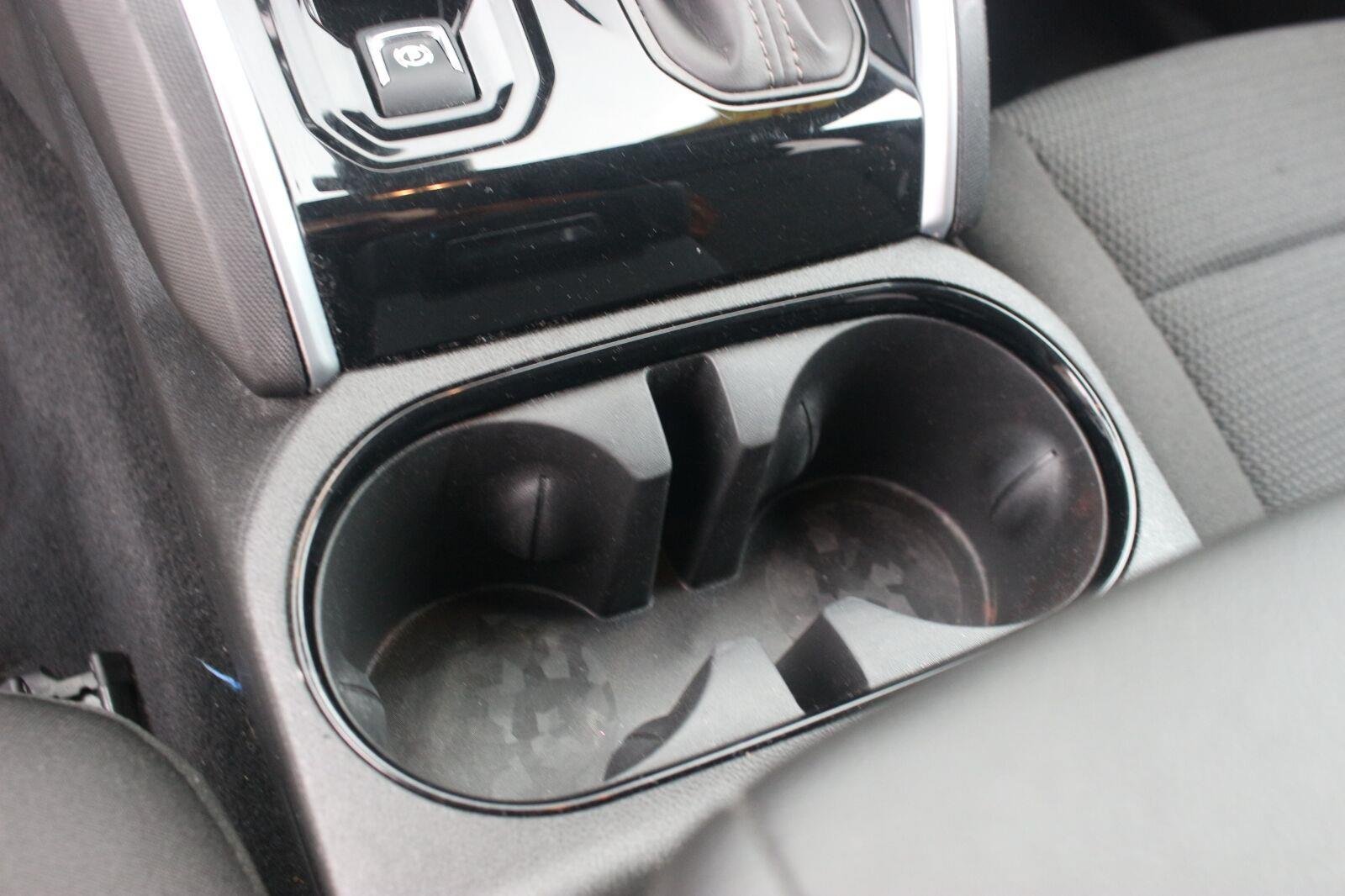 Used 2024 Chevrolet Colorado LT AWD/4WD image 23