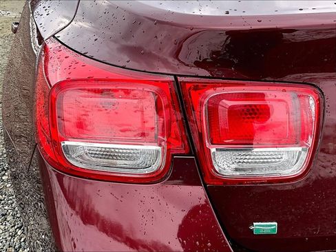 Used 2014 Chevrolet Malibu LT image 27