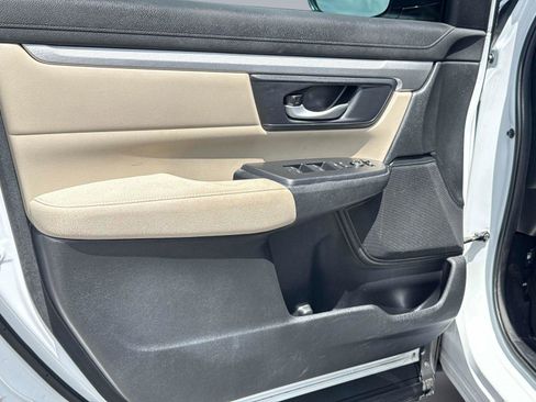 Certified 2019 Honda CR-V LX image 18