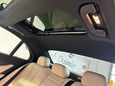 Certified 2023 Mercedes-Benz E 350 4MATIC Sedan image 33