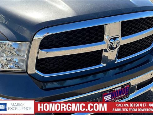 Used 2021 RAM 1500 Classic SLT AWD/4WD image 31