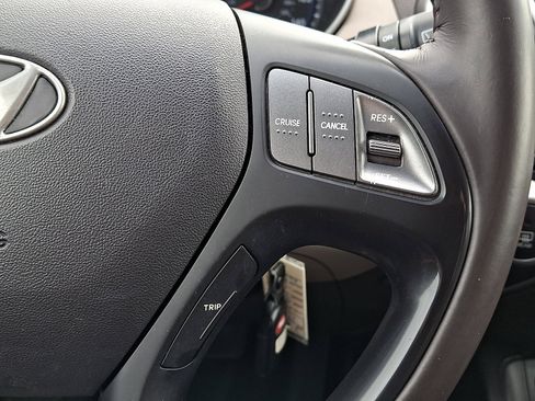 Used 2014 Hyundai Tucson SE image 21