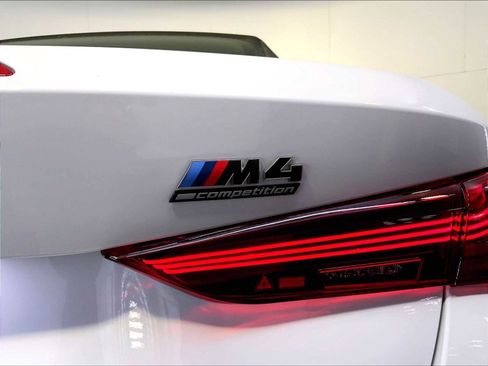Used 2025 BMW M4 xDrive Competition w/ Executive Package image 35