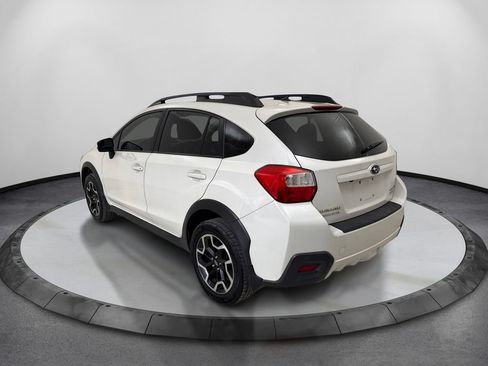 Used 2017 Subaru Crosstrek 2.0i Premium w/ Popular Package #1 AWD/4WD image 8