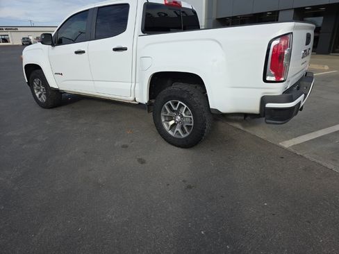 Used 2022 GMC Canyon AT4 w/ Trailering Package image 3