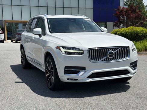 Used 2023 Volvo XC90 B5 Plus w/ Protection Package Premier AWD/4WD image 7