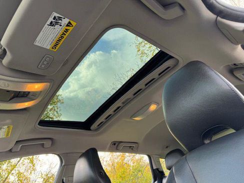 Used 2015 Volvo V60 T5 Premier Plus image 8