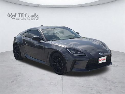 Used 2025 Toyota GR86 Premium w/ ALL Weather Mat Package (TMS) RWD image 10