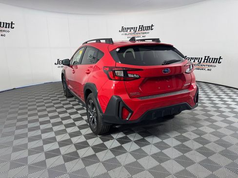 Used 2025 Subaru Crosstrek 2.0i Premium image 11