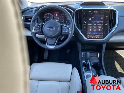 Used 2025 Subaru Ascent Limited AWD/4WD image 33