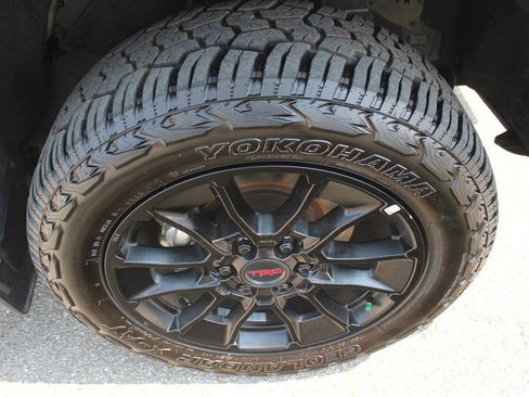 Used 2022 Toyota Tundra Limited w/ TRD Off-Road Package image 25