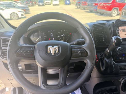 Used 2023 RAM ProMaster 2500 FWD image 33