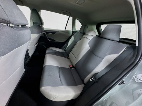 Certified 2022 Toyota RAV4 XLE AWD/4WD image 17