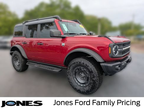 New 2025 Ford Bronco Big Bend w/ Black Diamond Package AWD/4WD image 2