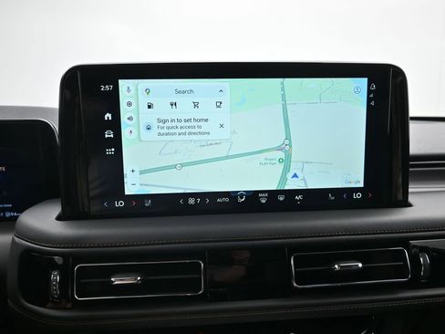 New 2026 Lincoln Aviator 2WD w/ Jet Appearance Package image 16