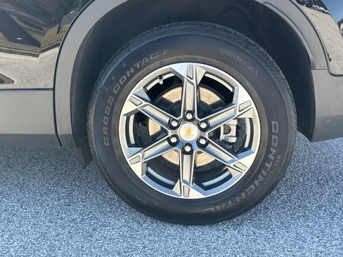 Used 2025 Chevrolet Blazer LT image 19