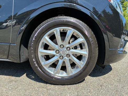 Used 2019 Buick Envision Essence FWD image 25