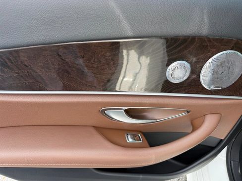 Used 2019 Mercedes-Benz E 300 image 27