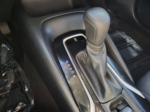 Certified 2022 Toyota Corolla LE image 28