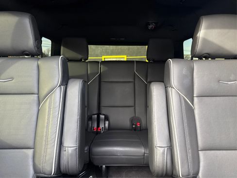 Used 2023 Cadillac Escalade ESV Premium Luxury image 39