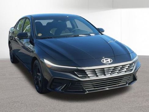 New 2026 Hyundai Elantra Sport FWD image 3