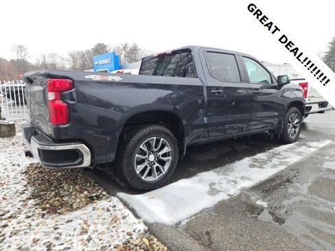 Used 2024 Chevrolet Silverado 1500 LT image 3