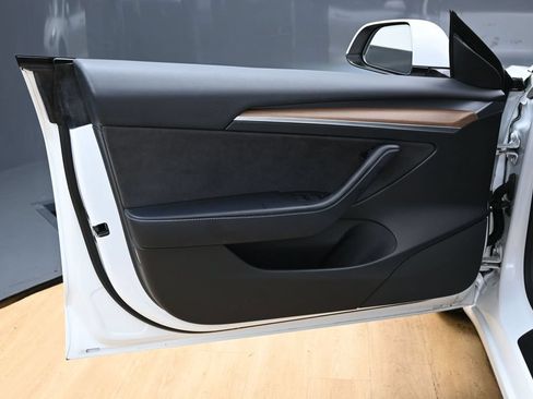 Used 2022 Tesla Model 3 RWD image 43