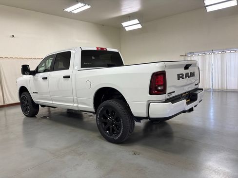 New 2026 RAM 2500 Big Horn AWD/4WD image 6