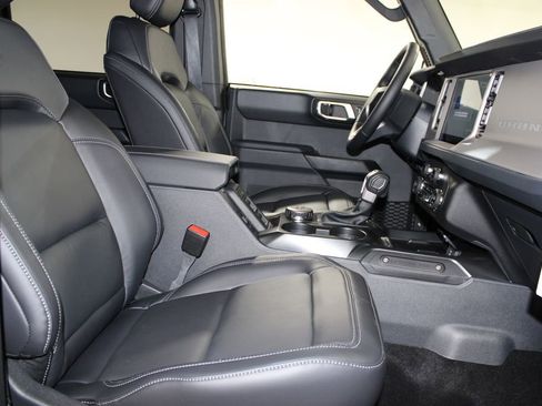 New 2026 Ford Bronco Outer Banks AWD/4WD image 27