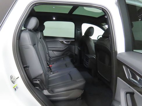 Used 2025 Audi Q7 3.0T Premium Plus w/ Premium Plus Package image 25