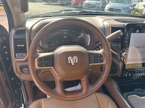 Used 2024 RAM 2500 Limited image 13