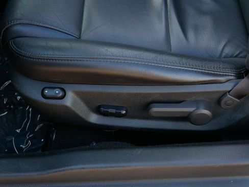 Used 2006 Ford Mustang Premium RWD image 16