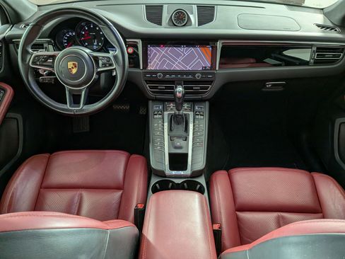 Certified 2019 Porsche Macan AWD/4WD image 20