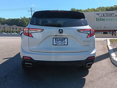Used 2023 Acura RDX AWD image 4