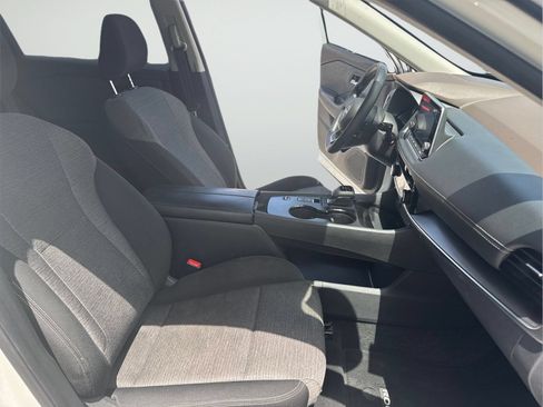 Certified 2023 Nissan Rogue SV FWD image 37