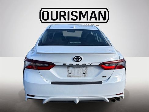 Certified 2023 Toyota Camry SE image 6