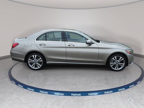 Used 2020 Mercedes-Benz C 300 4MATIC Sedan image 5