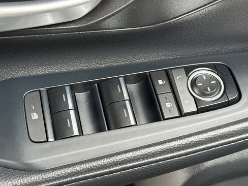 Used 2024 Toyota Grand Highlander AWD image 13