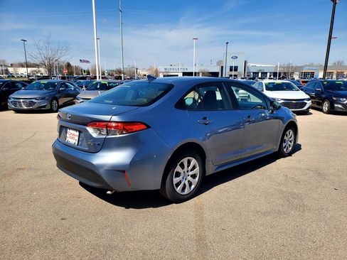 Used 2023 Toyota Corolla LE image 5