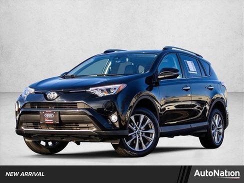 Used 2018 Toyota RAV4 Limited image 1