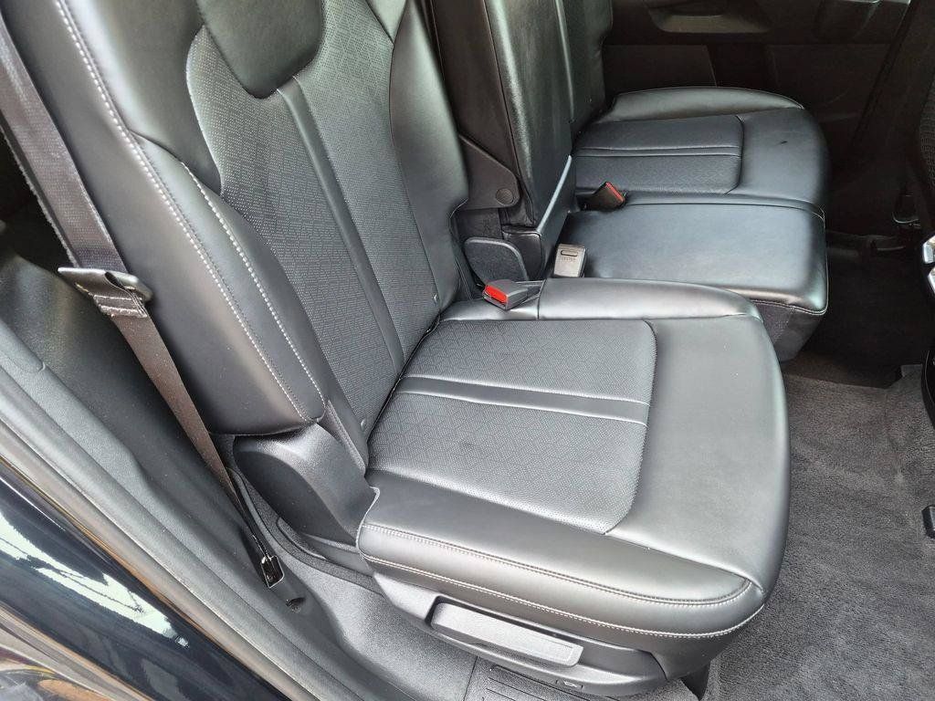 Certified 2023 Kia Sorento S AWD/4WD image 25