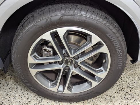 Certified 2025 Audi Q5 Prestige AWD/4WD image 23