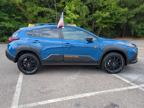 Used 2026 Subaru Crosstrek 2.5i Wilderness AWD/4WD image 3