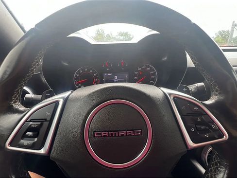 Used 2020 Chevrolet Camaro LT image 13