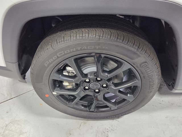 New 2026 Jeep Compass Latitude AWD/4WD image 16