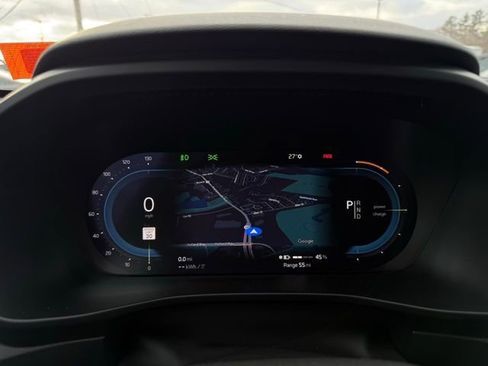 Certified 2022 Volvo XC40 P8 Recharge Ultimate image 25