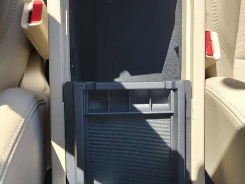 Used 2018 Subaru Legacy 2.5i Limited AWD/4WD image 21