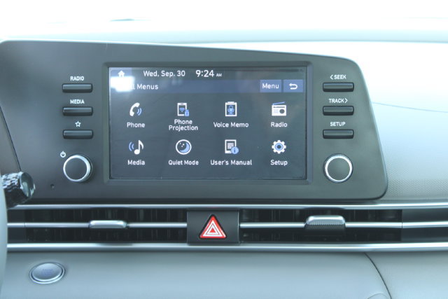 Used 2026 Hyundai Elantra Sport w/ Cargo Package FWD image 13